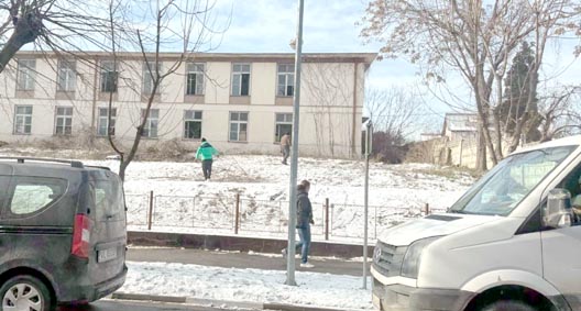 Adp Curatenie La Fosta Maternitate Dragasani 02